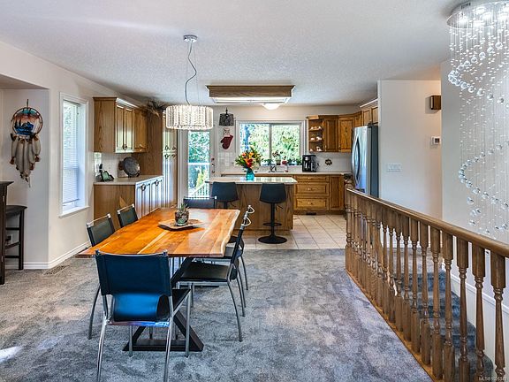 5th image of 1930 Harmac Rd