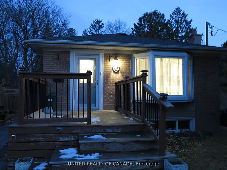 45 Bayview Pkwy — Photo 2