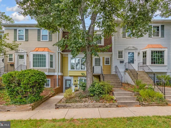 1470 Orleans Ct, Crofton, MD 21114