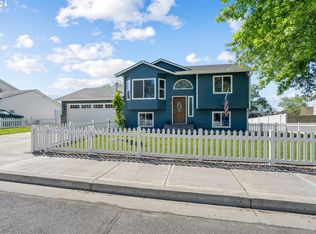 614 E Autumn Ave, Hermiston, OR 97838