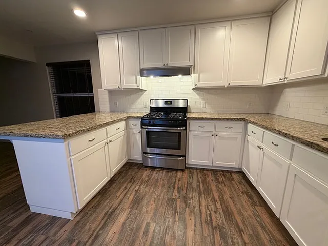 2741 E Dakota Ave — Photo 5