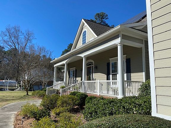3rd image of 1632 Huckleberry Dr