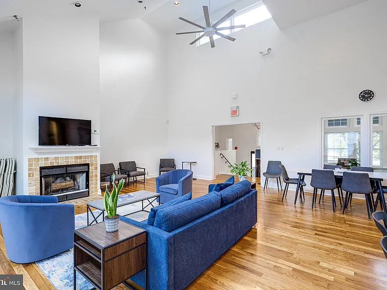 3308 Wyndham Cir #321 — Photo 39