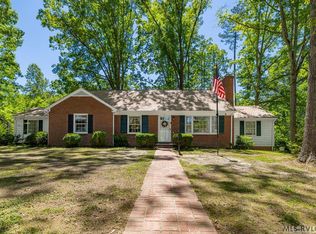 711 Forest Hill Dr, South Hill, VA 23970