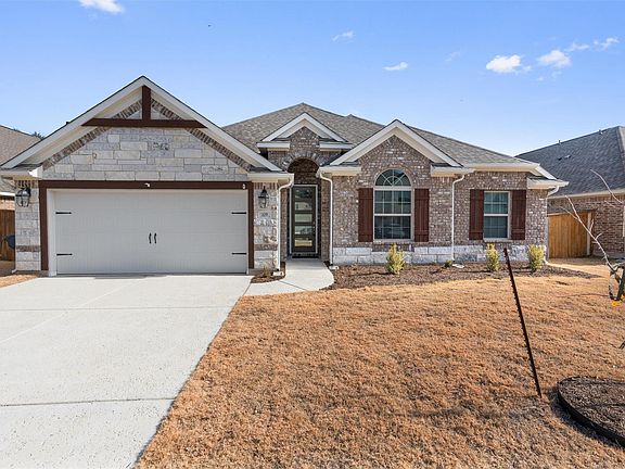 2nd image of 109 Wake Ln