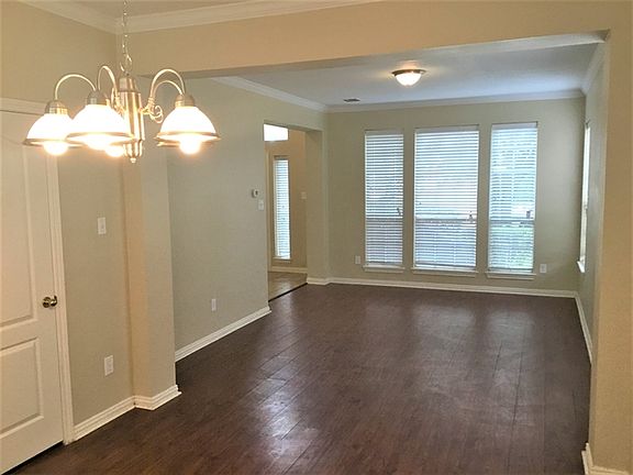 5th image of 2841 Alcott Ln