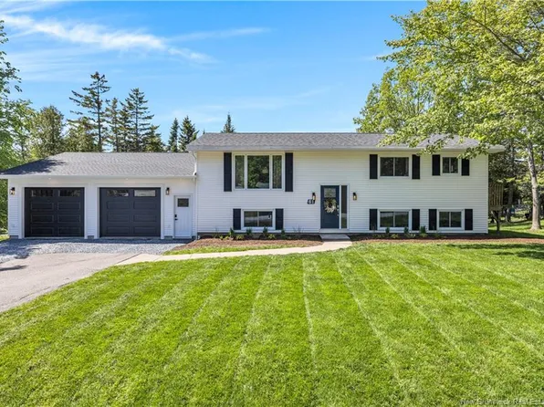 61 Roberts Ln, Quispamsis, NB E2E 1B4