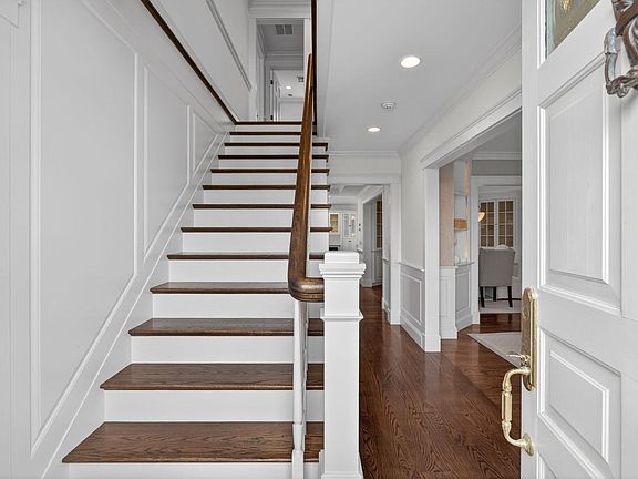 4th image of 1114 Orleans Road APT 1