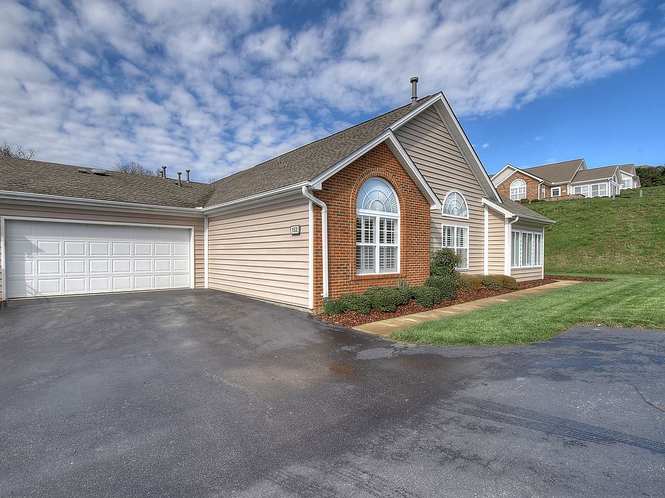 1st image of 152 Avonlea Pl