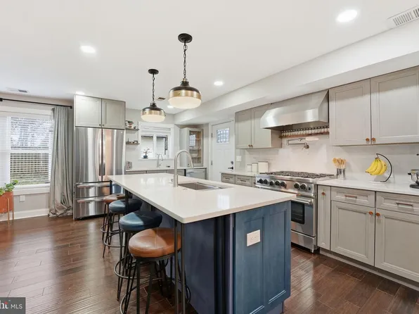 6608 Cavalier Dr, Alexandria, VA 22307