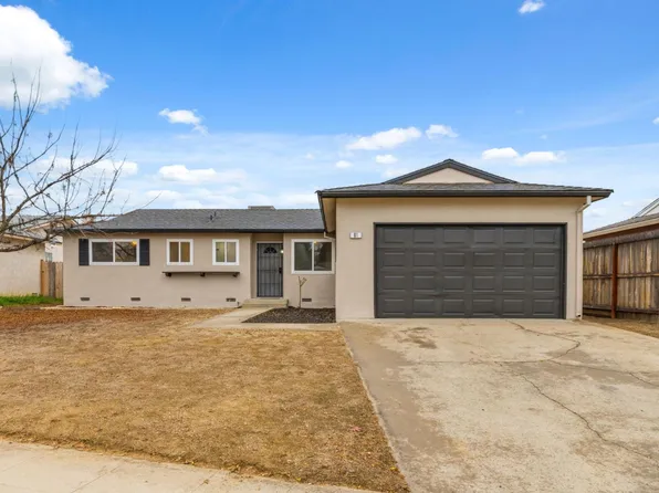 61 W Richert Ave, Clovis, CA 93612