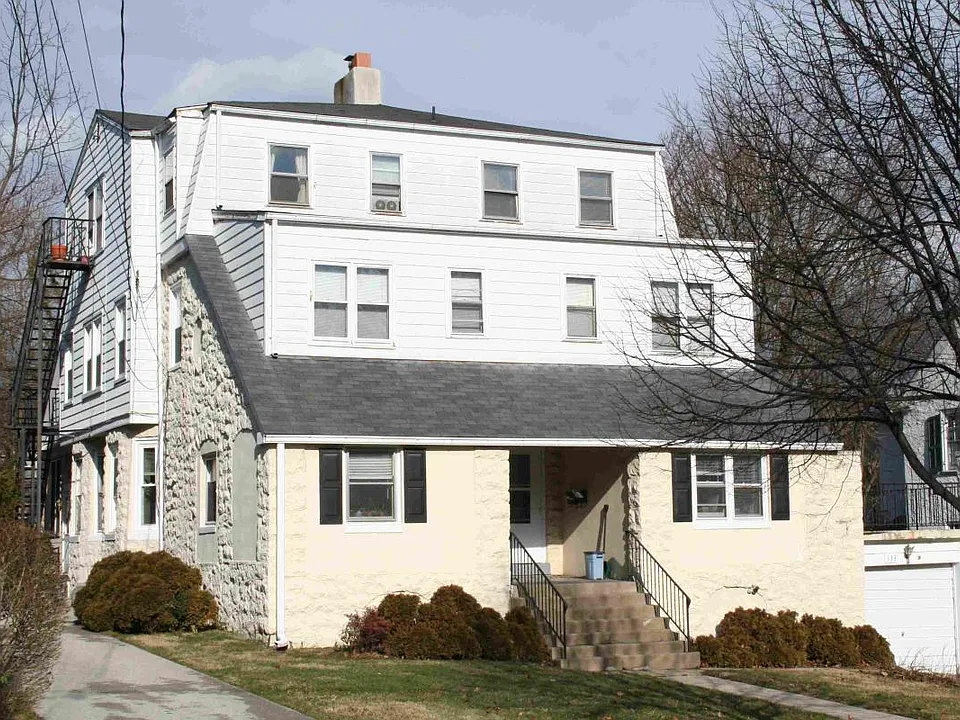 133 Runnymede Ave