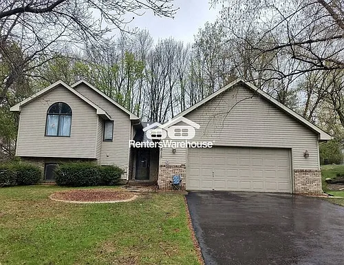 14815 40th Ave N Photo 1