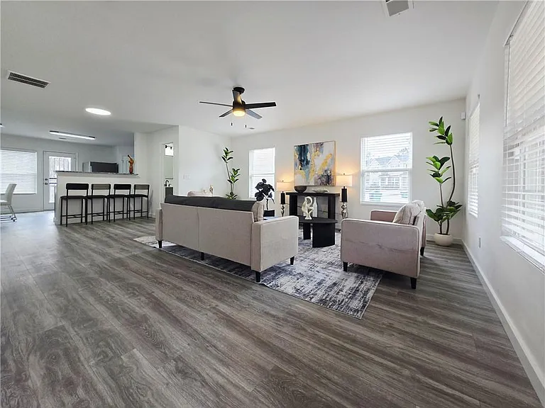 2529 Piering Dr — Photo 17