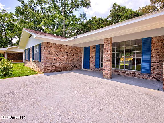 5th image of 12908 Hanover Dr