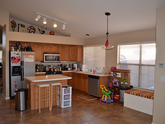 Open Living Kitchen 