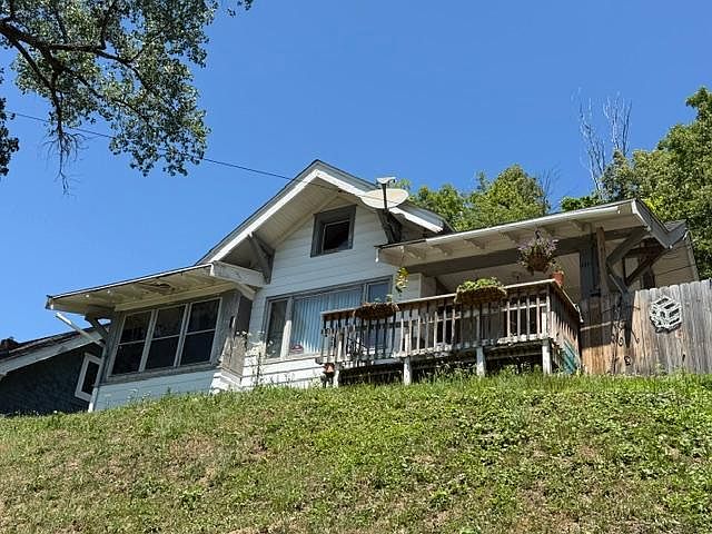 1st image of 1115 Bush St