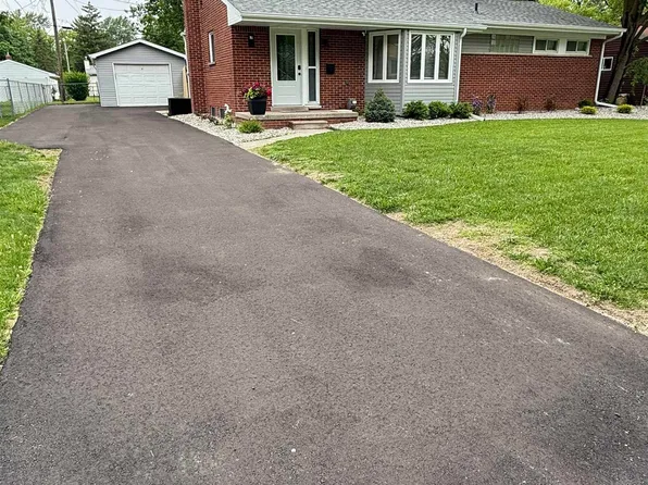 2365 Anderson Rd, Saginaw, MI 48603