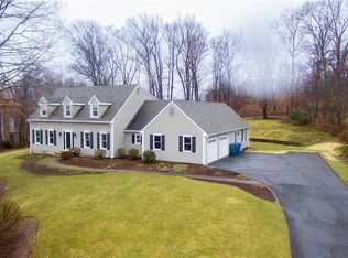 41 Benham Hill Pl, Hamden, CT 06514