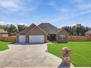 303 Blanco Bnd, Stillwater, OK 74074