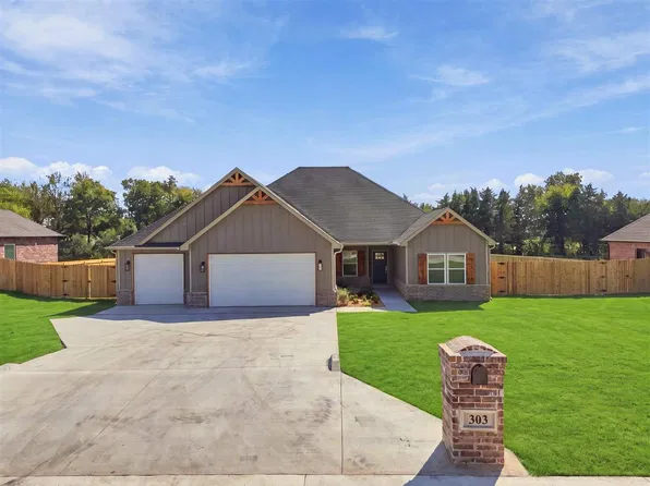 303 Blanco Bnd, Stillwater, OK 74074