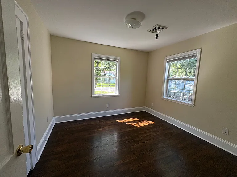 508 National Ave — Photo 11