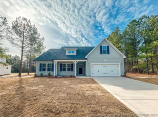159 Lonesome Glory Dr, Raeford, NC 28376