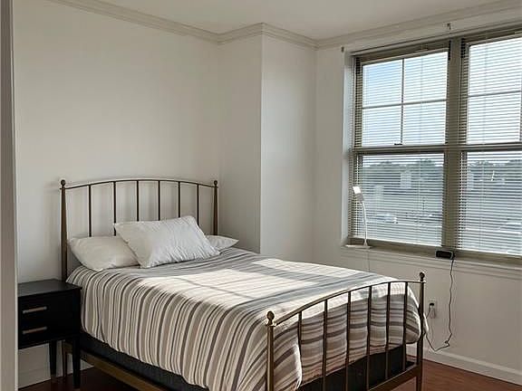 4th image of 300 Mamaroneck Ave APT 821