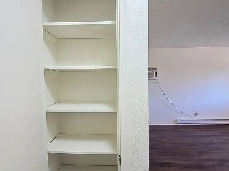 39 E Westview Ave — Photo 11