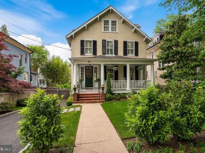 3825 Woodley Rd NW, Washington, DC, 20016