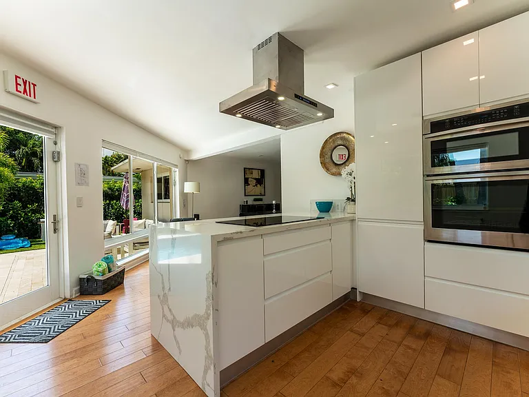 7611 Coquina Dr — Photo 13