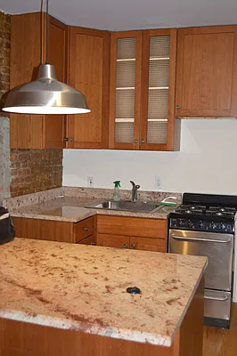 Rented by Weinstein Realty Group | media 20