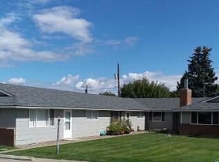 407 S 81st Ave APT 3, Yakima, WA