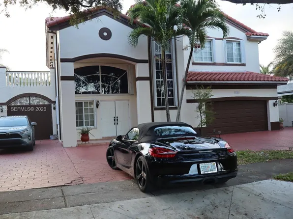 16750 NW 78th Ave, Miami Lakes, FL 33016