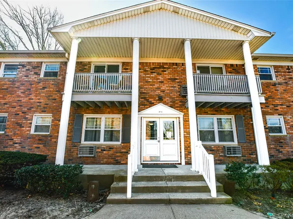 5 Fairharbor Drive #5, Patchogue, NY 11772