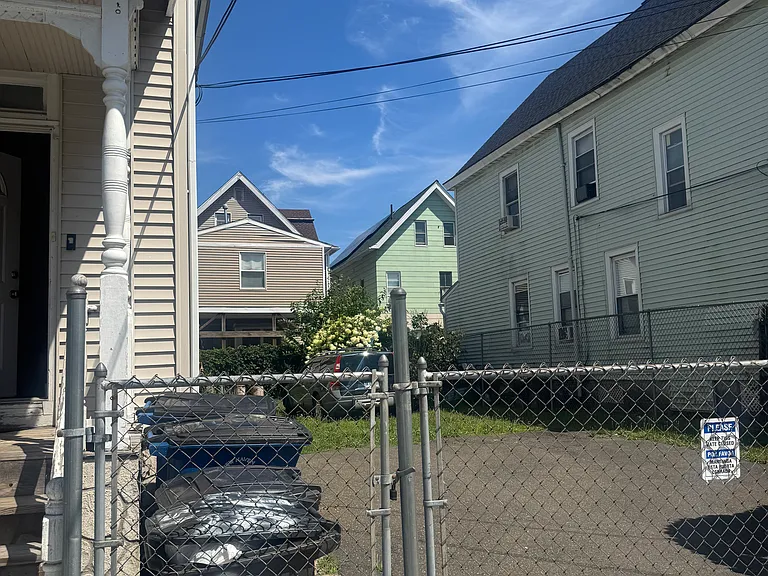 281 Lloyd St #2 — Photo 9