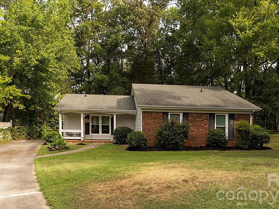 2nd image of 5209 Birchbark Ln