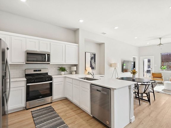 2nd image of 5019 Somersworth Dr