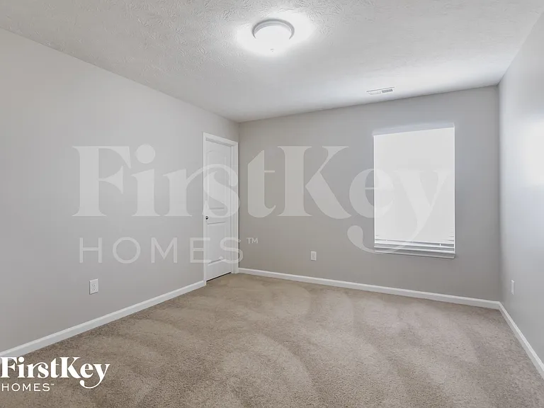 403 Tracewood Bnd — Photo 12