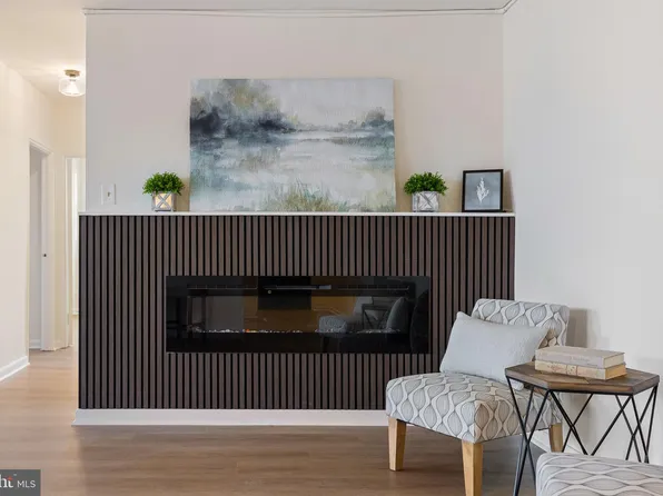 1301 N Harrison St APT 602, Wilmington, DE 19806