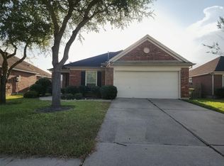 2909 Autumnbrook Ln, Pearland, TX 77584