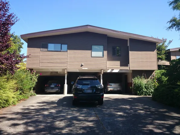 5601 McKinley Pl N, Seattle, WA 98103