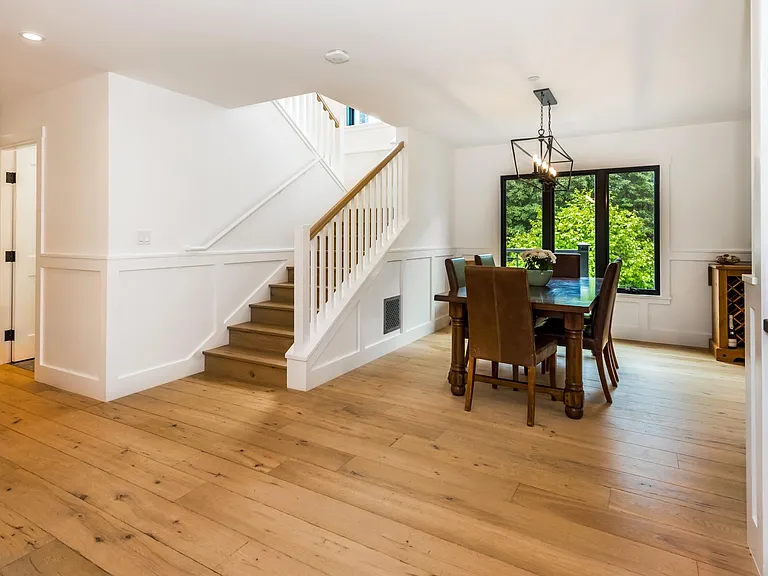 Dining Table Extends