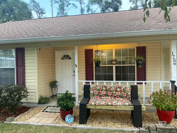1756 Spanish Cove Dr, Lillian, AL 36549