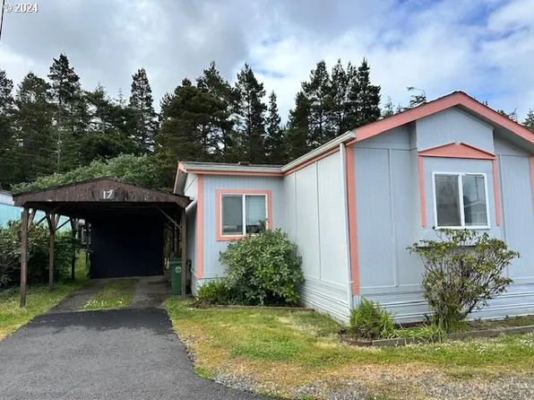 87735 Highway 101 Space 17, Florence, OR 97439