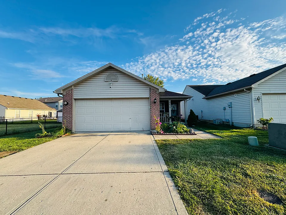 4639 Whitham Ln