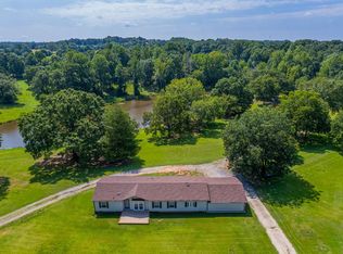 120 Rainey Mill Rd, Campobello, SC 29322