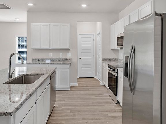 7th image of this home