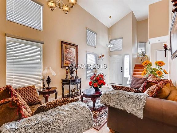 5th image of 580 Old West Ct