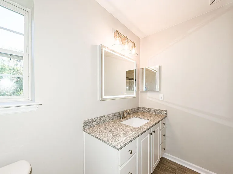 7927 Shadow Oak Dr — Photo 15